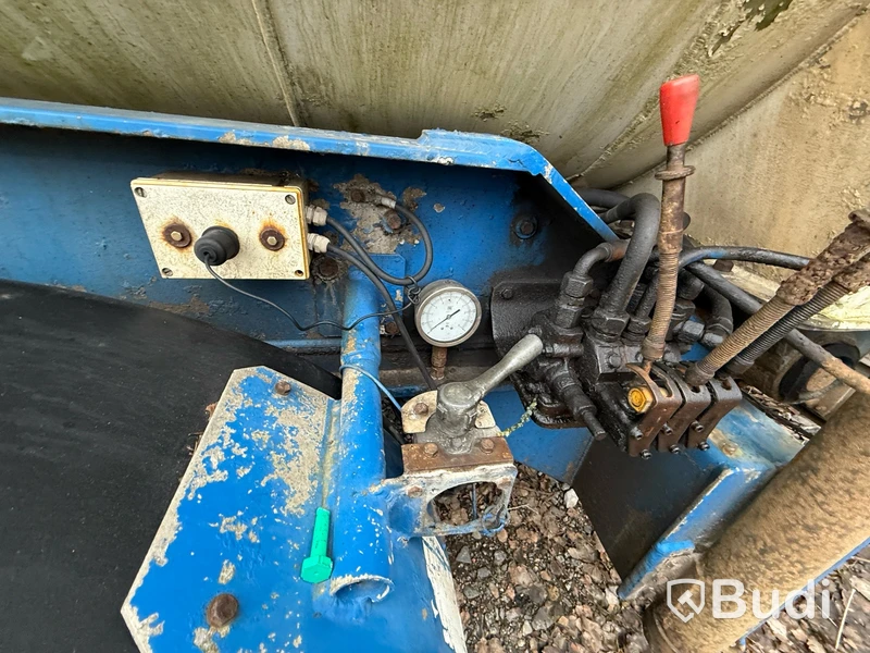 Bulktrailer Spitzer SK2459 Z1AL -1990 | Bes tom 2025-07