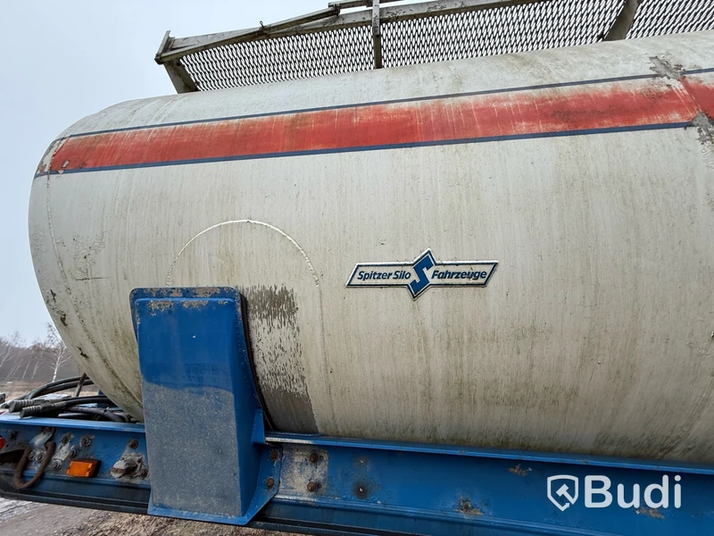 Bulktrailer Spitzer SK2459 Z1AL -1990 | Bes tom 2025-07