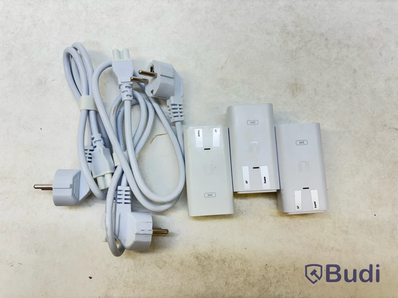 3 st. Ubiquiti Unifi AP-AC Pro