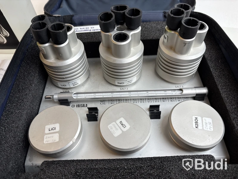 Humidity Calibrator Vaisala HMK15