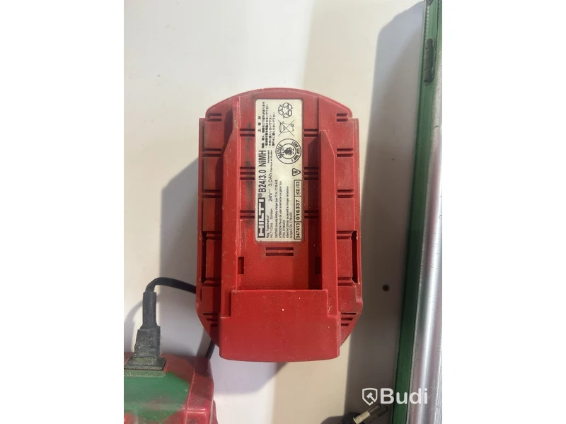 1 st slagborr Hilti med betongborr
