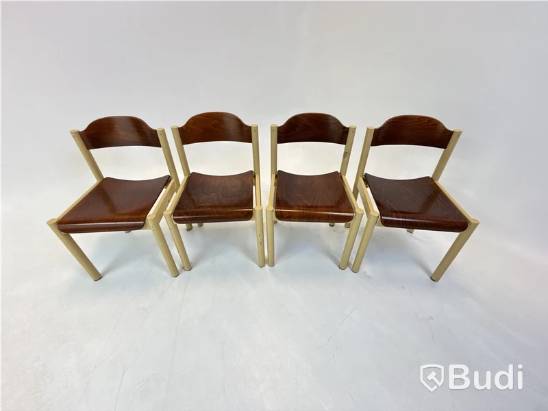4 st. Designstolar i trä