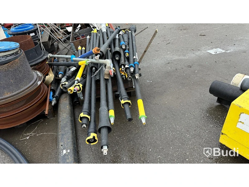 Garnityr AVK och Ulefors ca 38 st