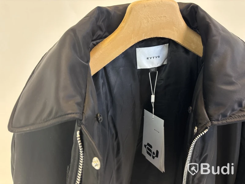 Vinterjacka Eytys Unisex Polaris, svart, stl. dam 44/herr 54