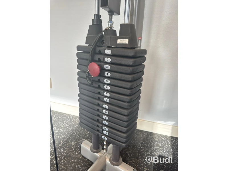 Multimaskin med ställbar bänk Body-solid