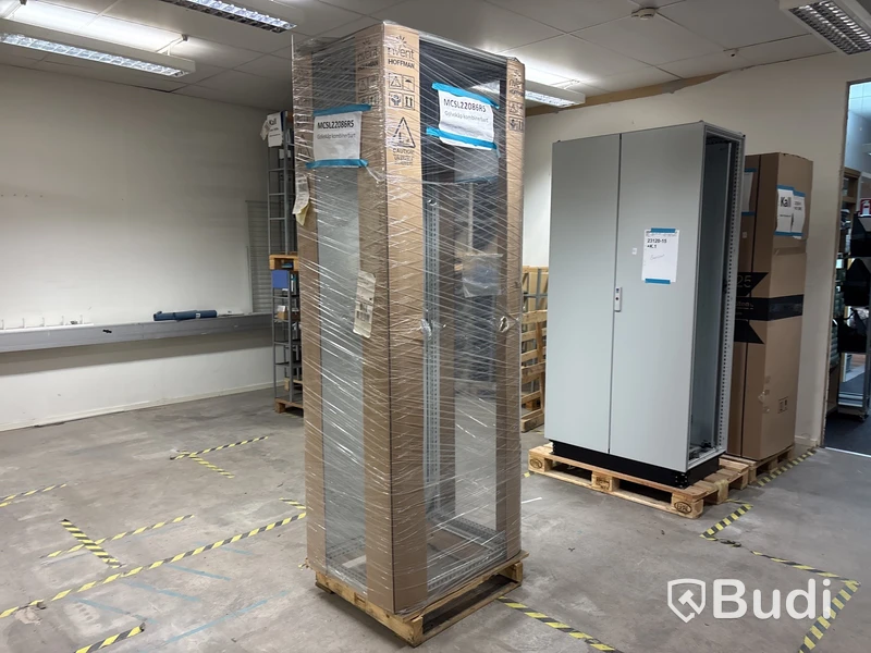 1 st Nytt kombinerbart golvskåp Nvent Hoffman  MCSL22086R5 | 800x2000x600 mm