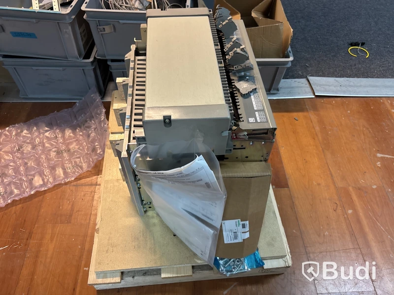 Schneider MasterPact NW20