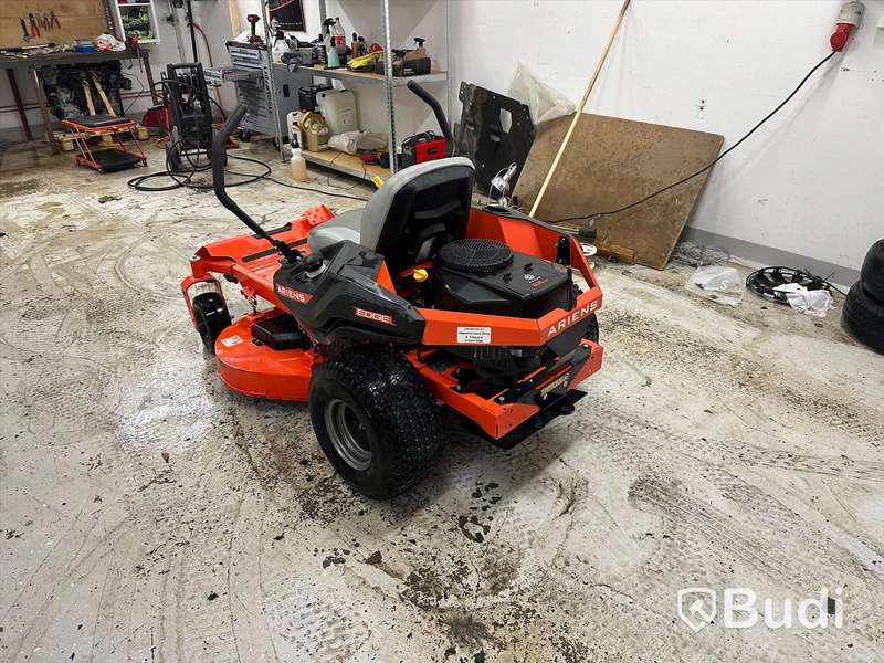 Åkgräsklippare Ariens Zero-Turn Edge 42