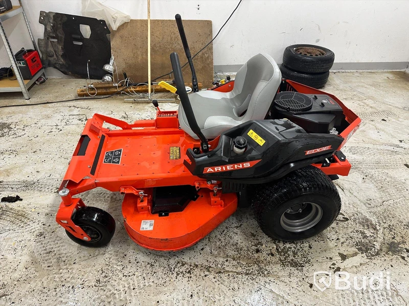 Åkgräsklippare Ariens Zero-Turn Edge 42