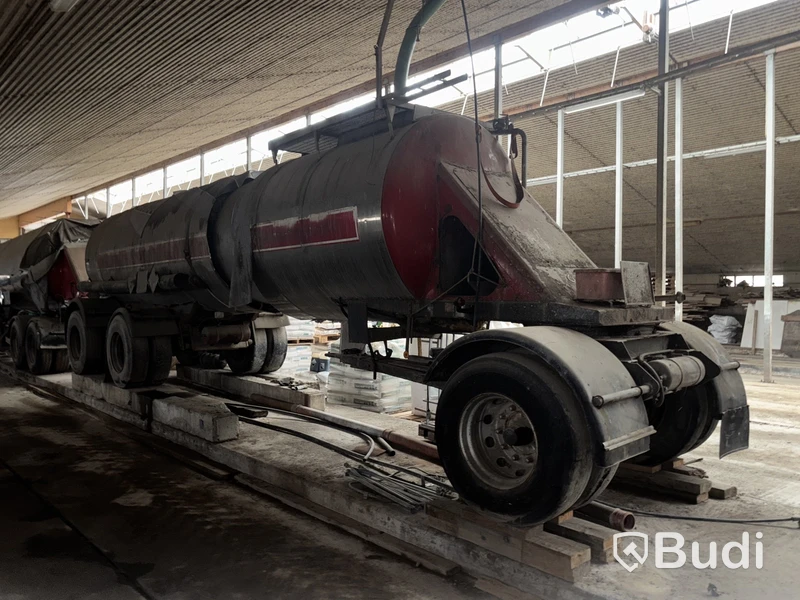 Tanksläp Tankmobil T32R116 | 1982 - Reparationsobjekt