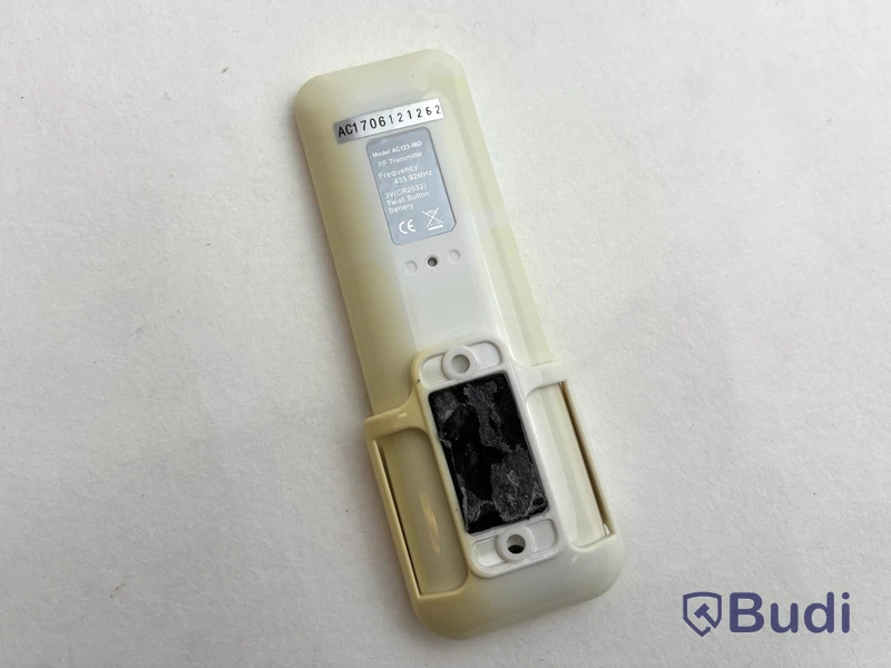 LCD-projektor Epson EB-L610U samt projektorduk Draper