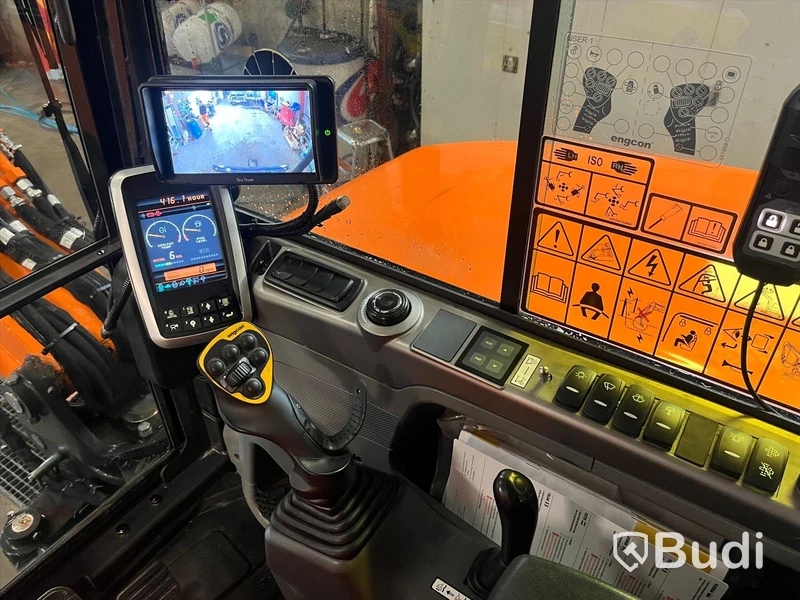 Minigrävare Doosan DX 62 R-3 -2022 med Engcons tiltrotator.
