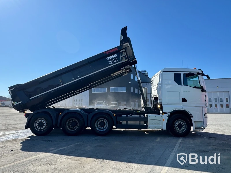 Schaktbil MAN TGX 35.510 8X4-4 BL CH -2022 | Zetterbergs