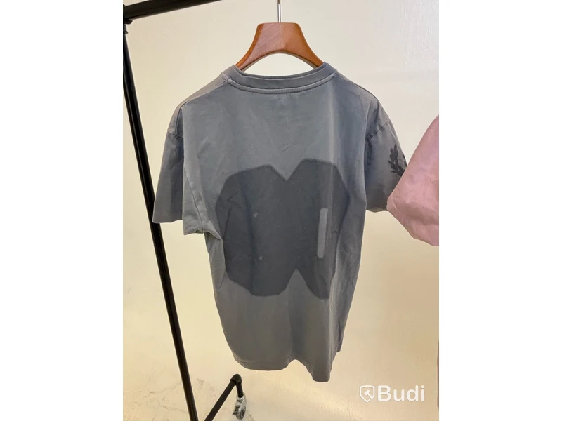 4st. T-shirts Eytys, stl. dam S, herr XS
