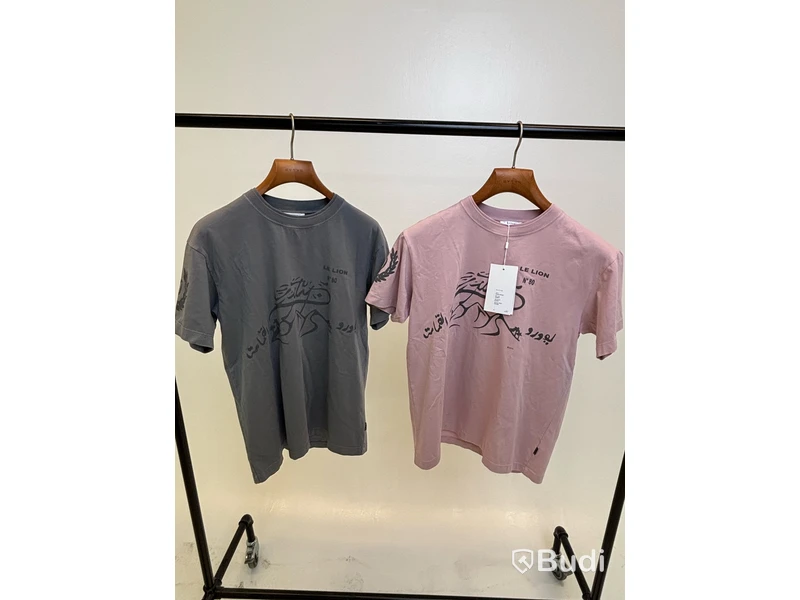 4st. T-shirts Eytys, stl. dam S, herr XS