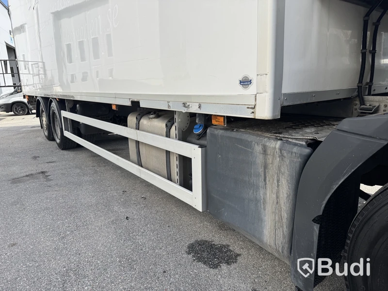 Kylbil Scania P370 6x2-4 12.7 -2020 | Carrier