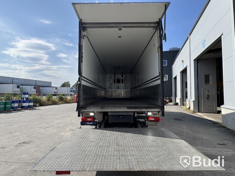Kylbil Scania P370 6x2-4 12.7 -2020 | Carrier