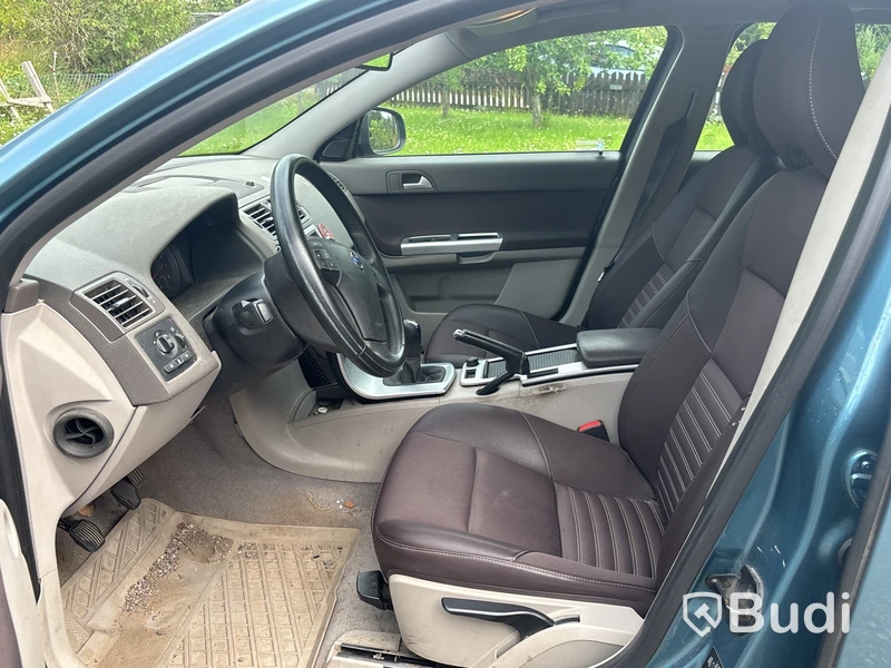 Volvo V50 2.0 F | 17128 mil | 2010