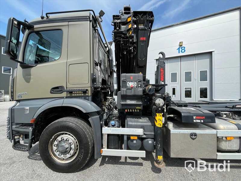 Kranväxlare Mercedes-Benz Arocs 2653 6x6 -2021 | Tandemdrift och hydrodrive  | Hiab 302 X-Hipro E-6 | ULT18SL51
