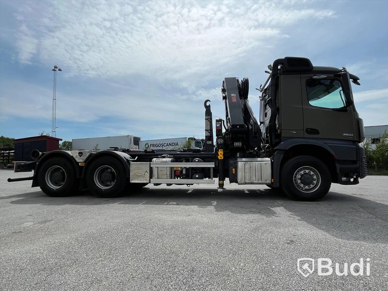 Kranväxlare Mercedes-Benz Arocs 2653 6x6 -2021 | Tandemdrift och hydrodrive  | Hiab 302 X-Hipro E-6 | ULT18SL51