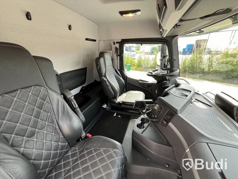 Kranväxlare Mercedes-Benz Arocs 2653 6x6 -2021 | Tandemdrift och hydrodrive  | Hiab 302 X-Hipro E-6 | ULT18SL51