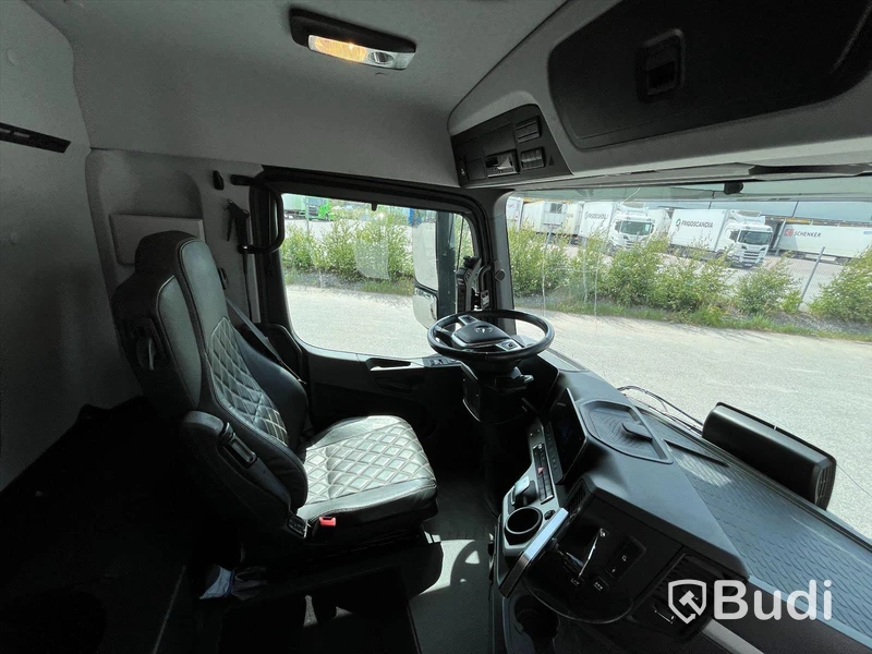 Kranväxlare Mercedes-Benz Arocs 2653 6x6 -2021 | Tandemdrift och hydrodrive  | Hiab 302 X-Hipro E-6 | ULT18SL51