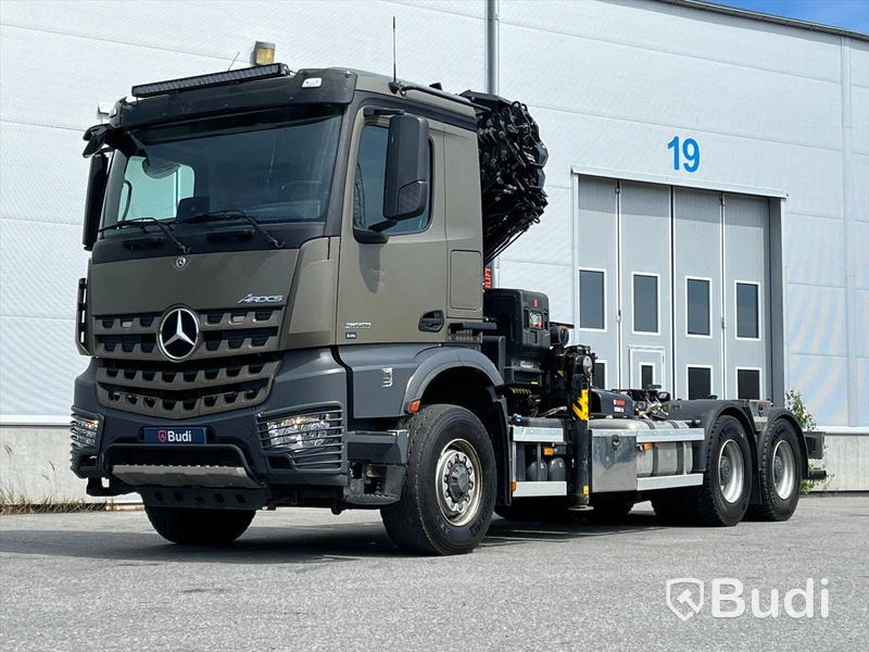 Kranväxlare Mercedes-Benz Arocs 2653 6x6 -2021 | Tandemdrift och hydrodrive  | Hiab 302 X-Hipro E-6 | ULT18SL51