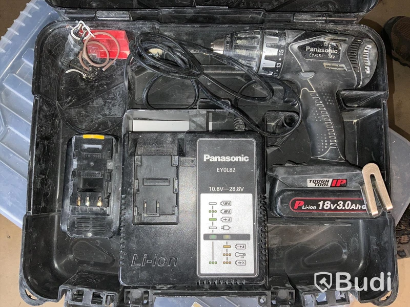 Skruvdragare, Panasonic EY7451 ink 2 st laddare / 2 st batterier