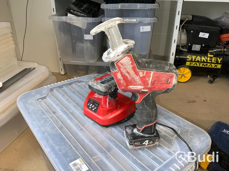 Tigersåg, Milwaukee M12 CHZ ink 2 batteri och 1 st laddare