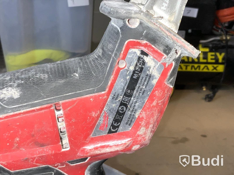 Tigersåg, Milwaukee M12 CHZ ink 2 batteri och 1 st laddare