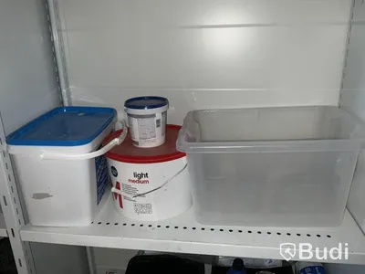 Byggsäckar / finbetong / div kakelplattor / fog massa mm