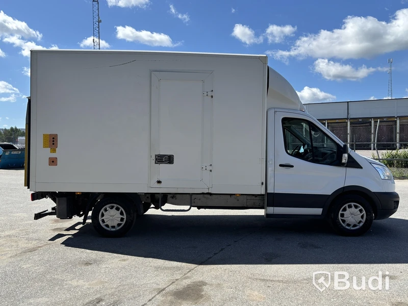 Ford Transit 350 Chassis Cab 2.0 TDCi SelectShift -2018 | Zepro