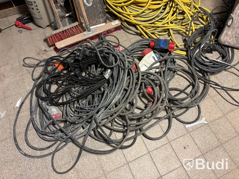 Elkablage, vattenslang, skottkärra & redskap