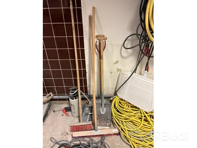 Elkablage, vattenslang, skottkärra & redskap