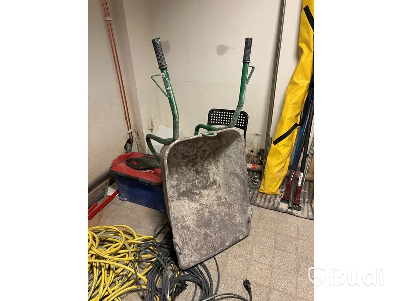 Elkablage, vattenslang, skottkärra & redskap