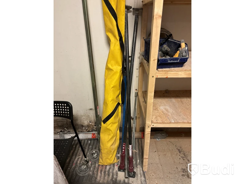 Elkablage, vattenslang, skottkärra & redskap