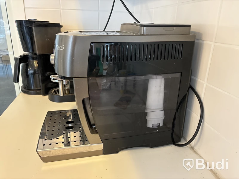 Kaffemaskin DeLonghi Magnifica S