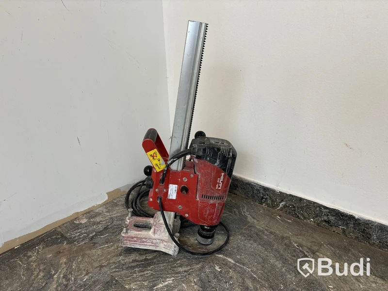 Kärnborrmaskin Hilti DD 120 med stativ