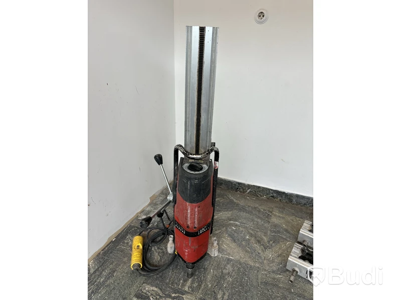 Kärnborrmaskin Hilti DD 350 med stativ