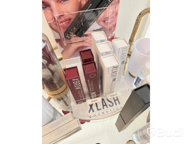 Litet parti med produkter från XLASH