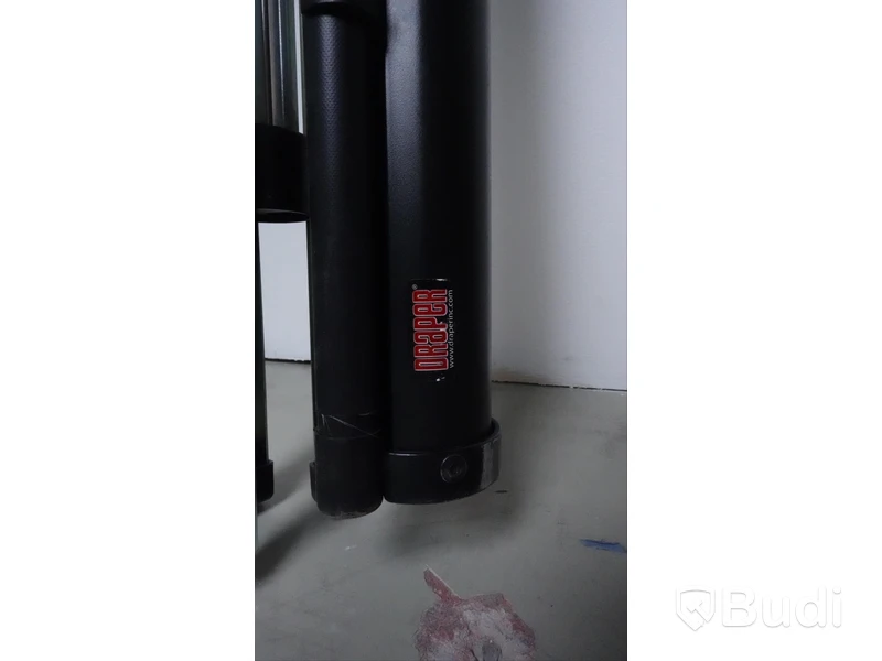 Projektorduk med stativ 152X152