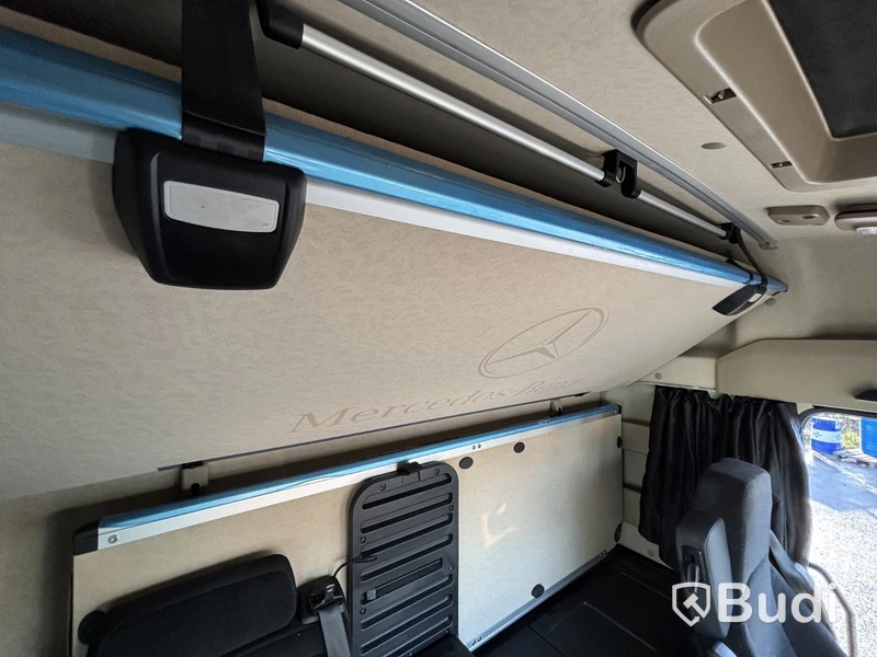 Dragbil Mercedes-Benz Actros 12.8 PowerShift -2022