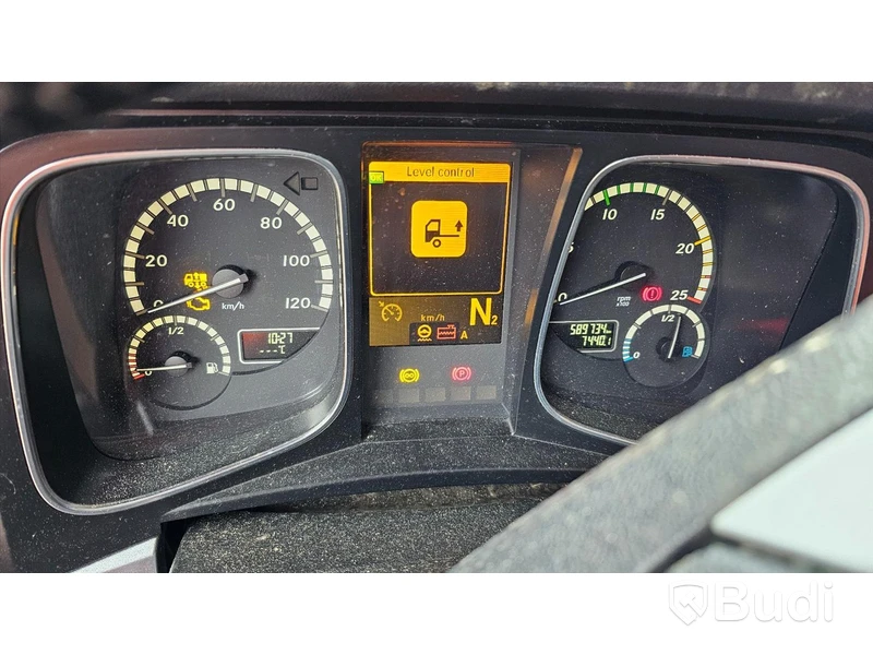 Lastbil MERCEDES-BENZ 963-4-C 2013 Krockskadad