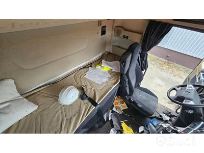 Lastbil MERCEDES-BENZ 963-4-C 2013 Krockskadad