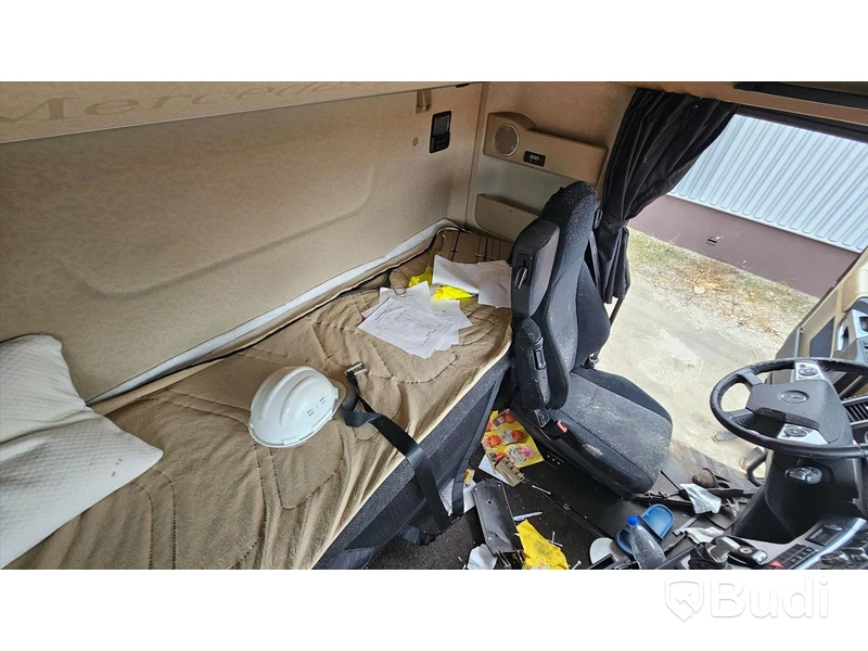 Lastbil MERCEDES-BENZ 963-4-C 2013 Krockskadad