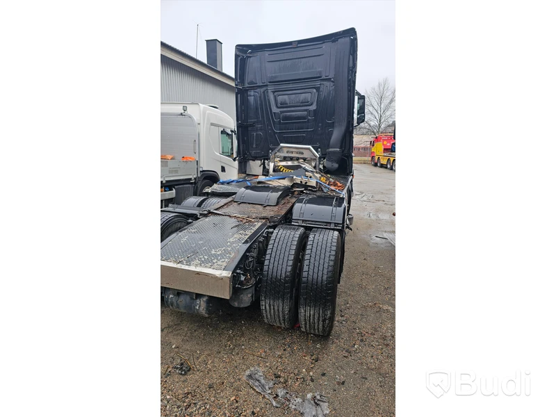 Lastbil MERCEDES-BENZ 963-4-C 2013 Krockskadad