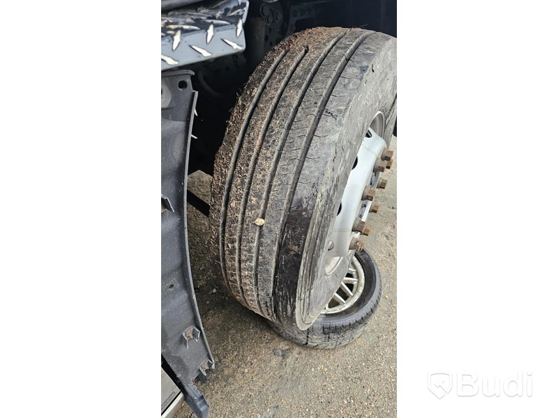 Lastbil MERCEDES-BENZ 963-4-C 2013 Krockskadad