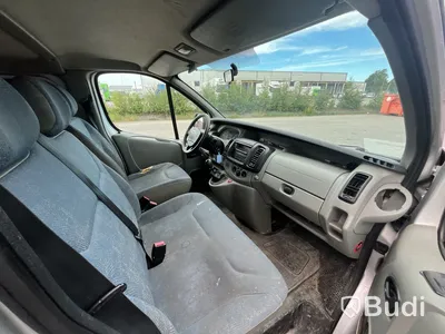 Skåpbil Nissan Primastar Combi 2.5 dCi -2006 | Manuell | 135hk