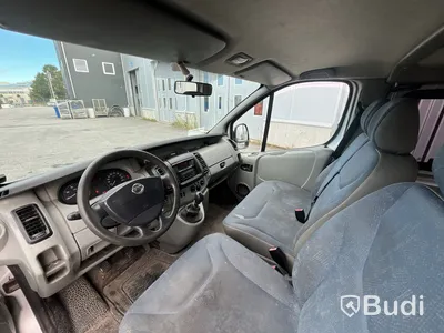 Skåpbil Nissan Primastar Combi 2.5 dCi -2006 | Manuell | 135hk