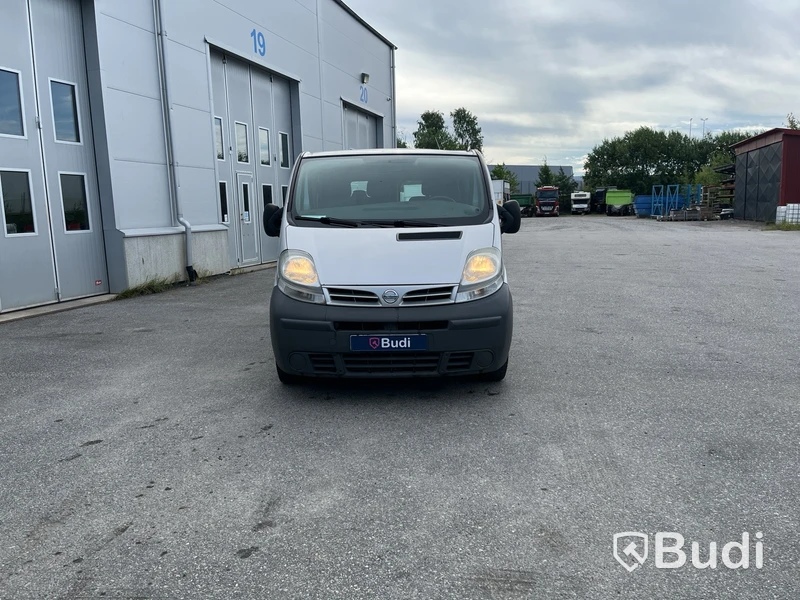 Skåpbil Nissan Primastar Combi 2.5 dCi -2006 | Manuell | 135hk